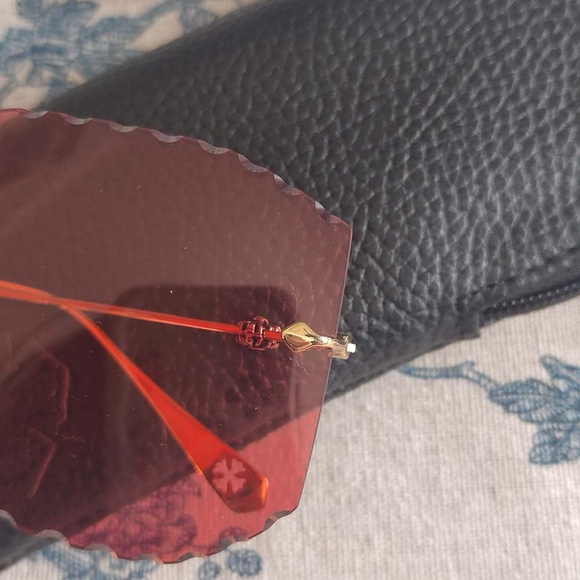 Chrome Hearts Red Sunglasses - Picture 4 of 9